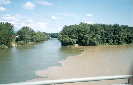 Tisa.jpg (37689 bytes)
