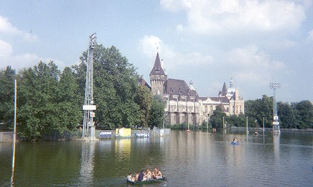 Zamok Vajadohunjad.jpg (33511 bytes)